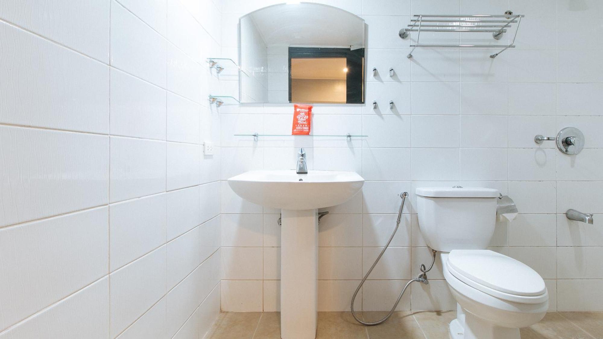 Reddoorz At Dbuilders Rooms Bangkal Makati Makati City Luaran gambar
