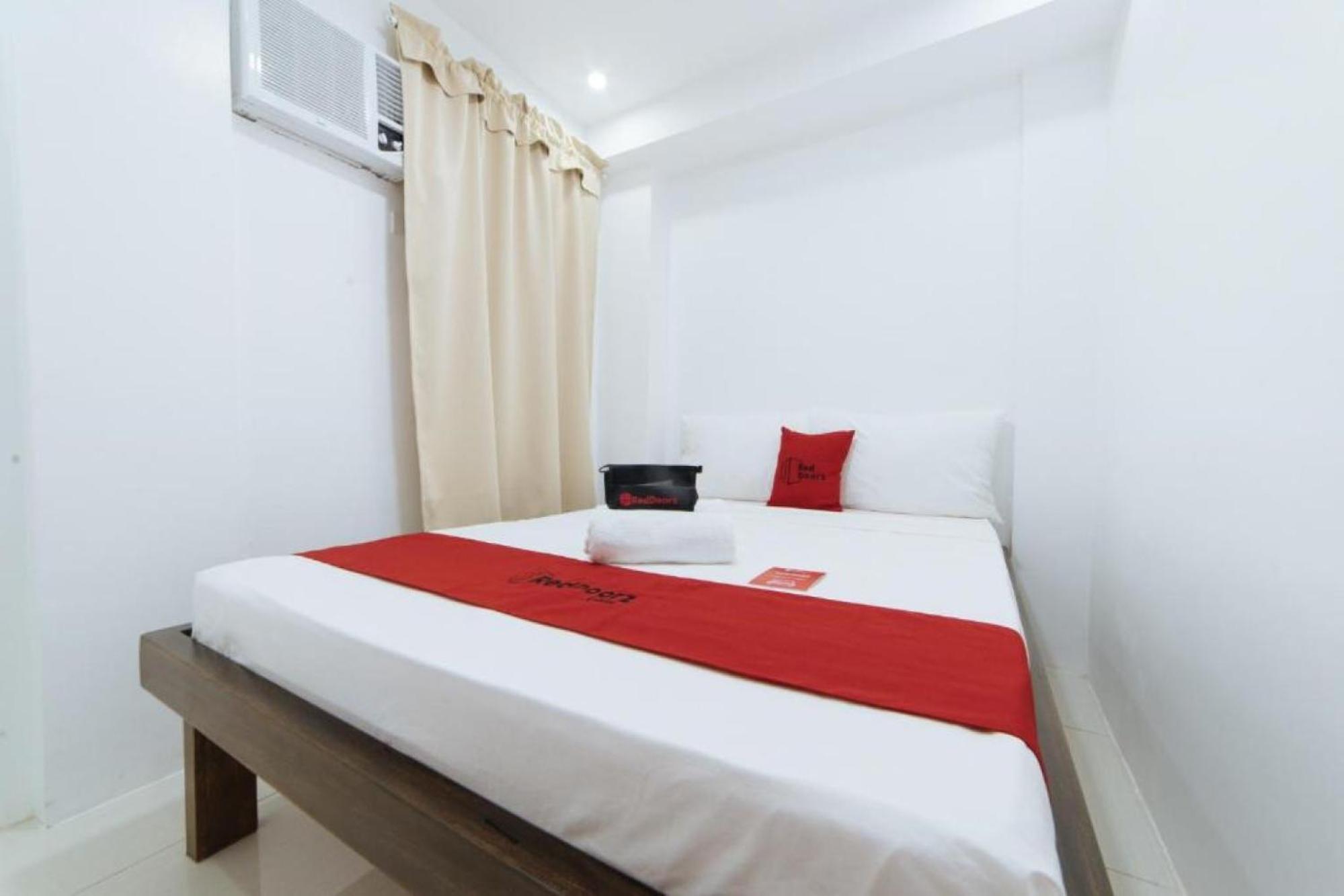 Reddoorz At Dbuilders Rooms Bangkal Makati Makati City Luaran gambar
