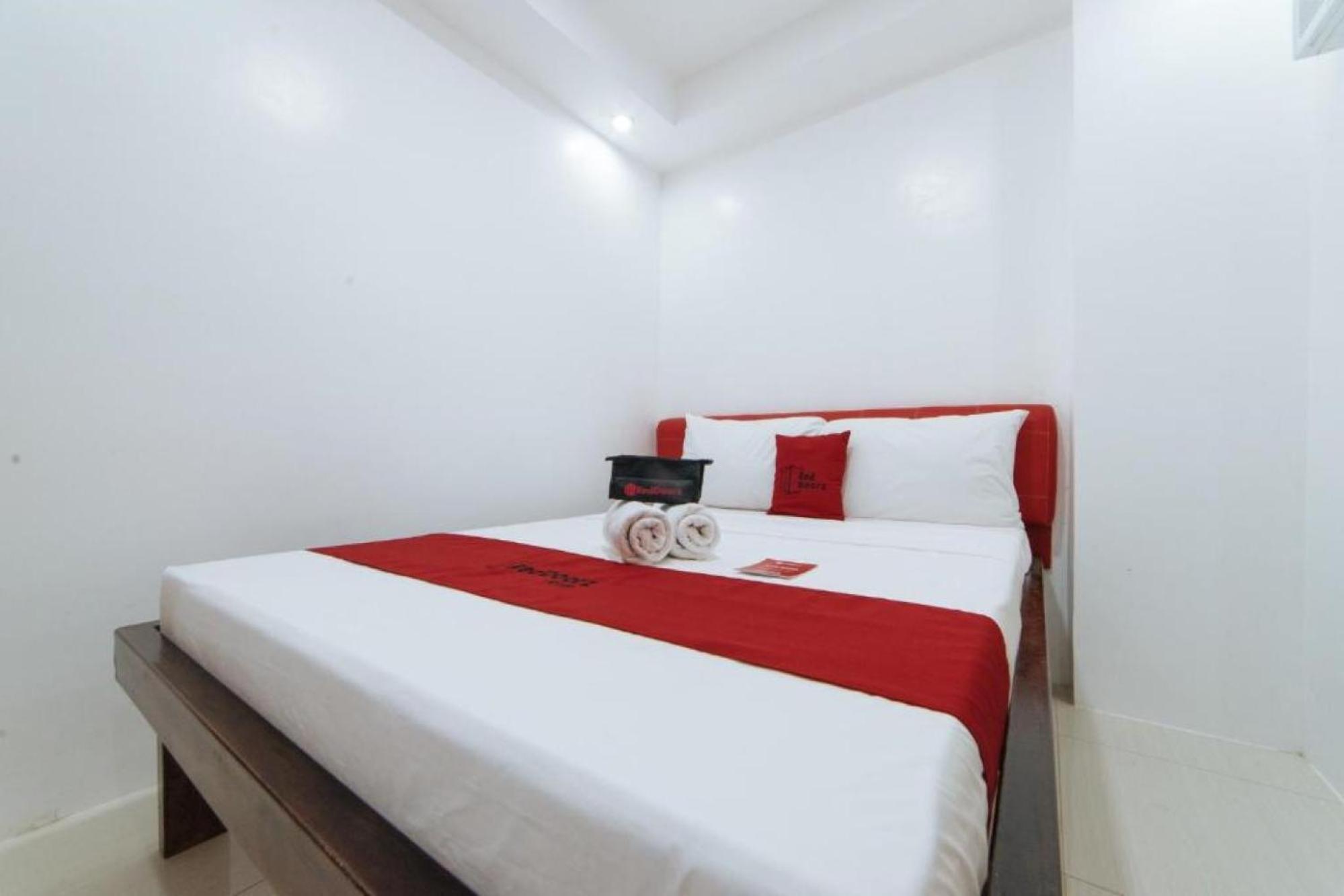 Reddoorz At Dbuilders Rooms Bangkal Makati Makati City Luaran gambar