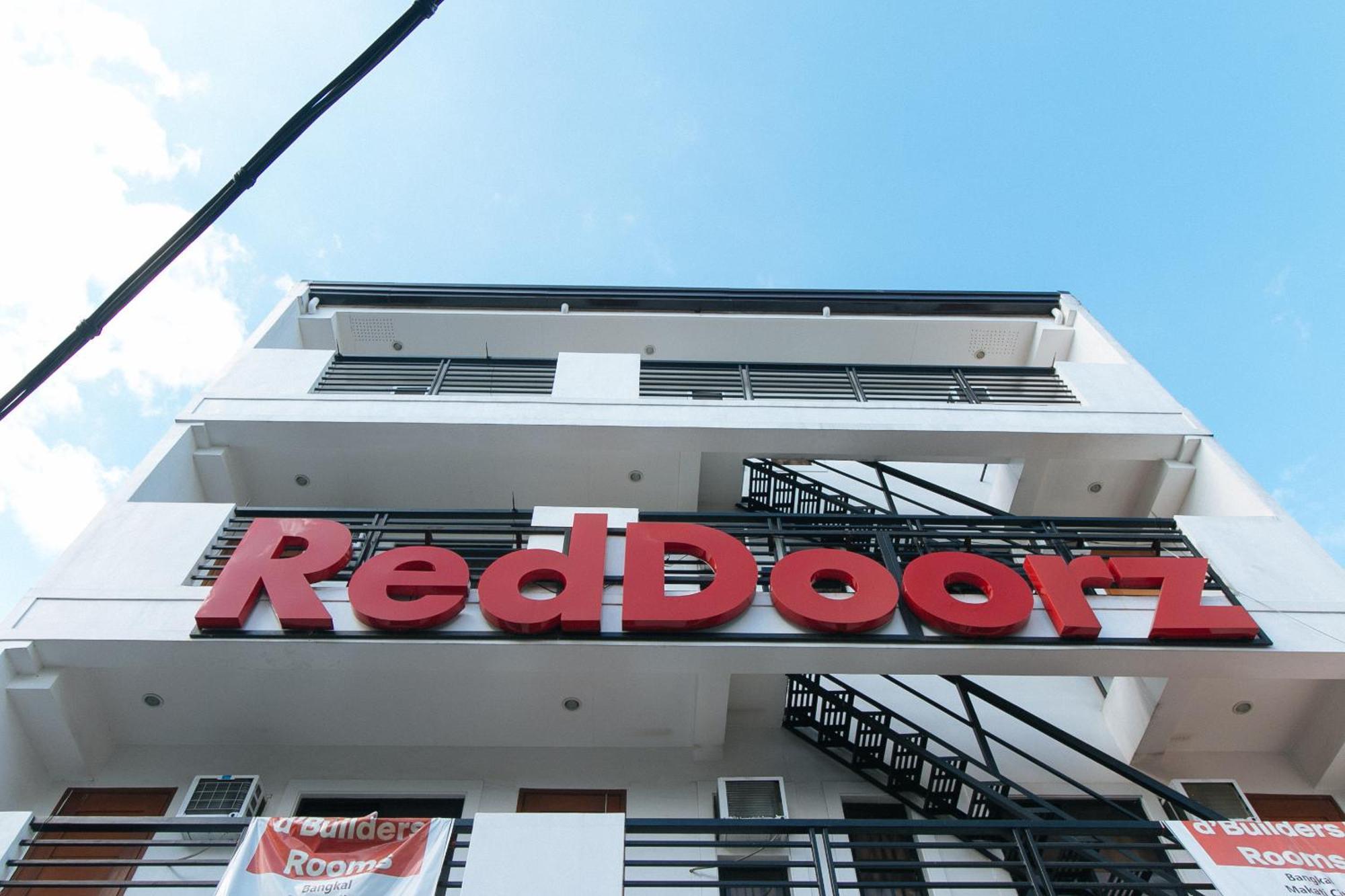 Reddoorz At Dbuilders Rooms Bangkal Makati Makati City Luaran gambar