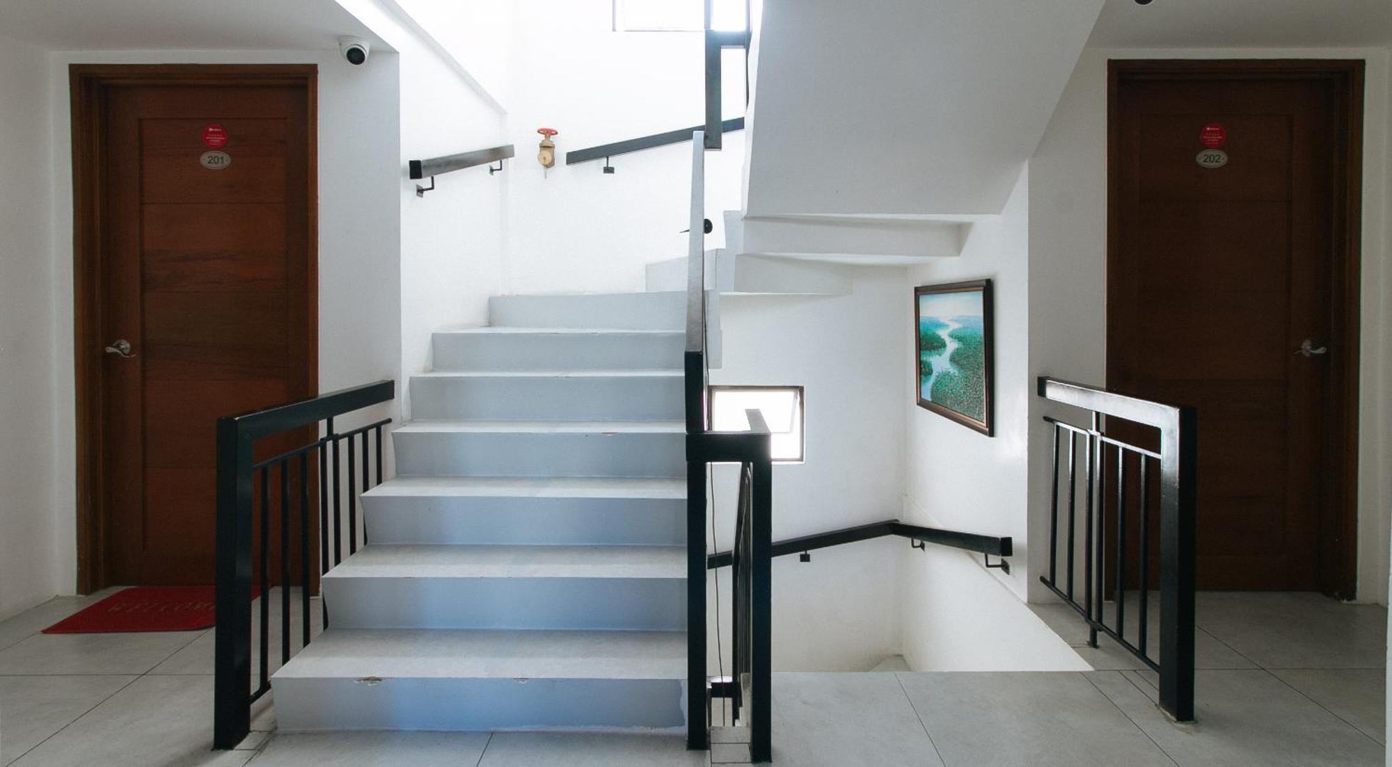 Reddoorz At Dbuilders Rooms Bangkal Makati Makati City Luaran gambar